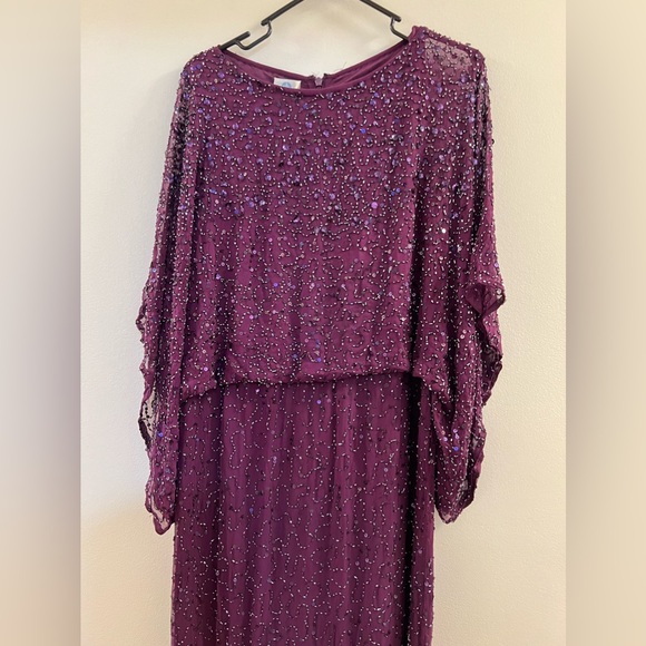 16. Patra Beaded Kimono Sleeve Gown - Picture 7 of 15
